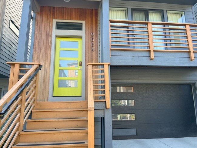 Building Photo - Three-Level Modern Living with Open Floor ...