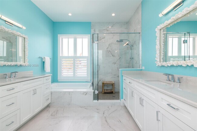 Building Photo - 11269 SE Blair Ln