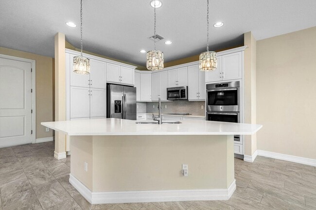 Building Photo - 10210 Akenside Dr