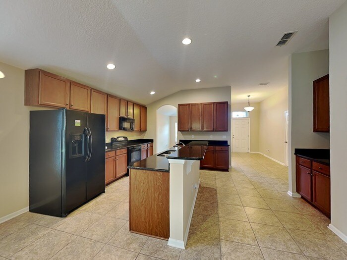 Building Photo - 252 Bridgeport Ln