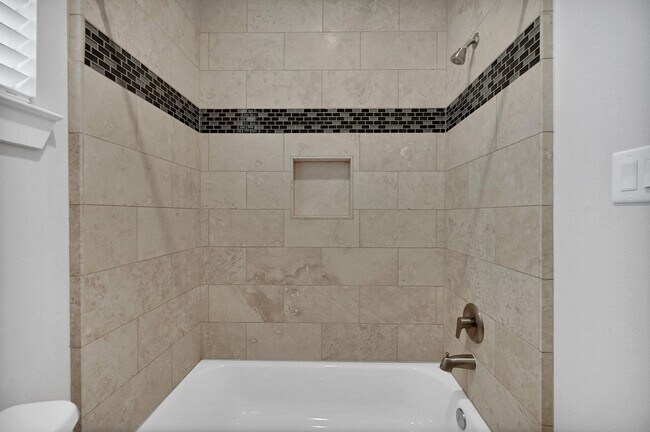 Building Photo - 3306 McKinney St