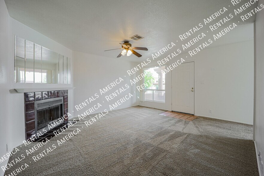 Building Photo - 317 W Hononegh Dr