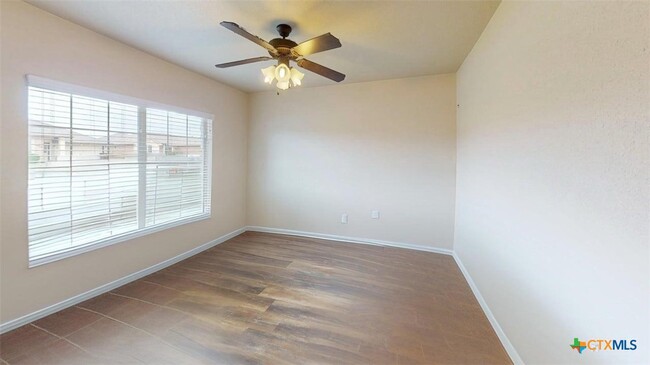 Building Photo - 409 Atlas Ave