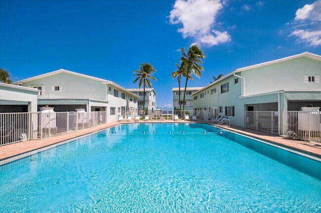 Building Photo - 5400 N Ocean Blvd