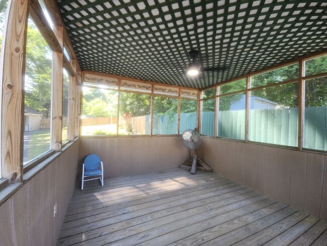 Building Photo - 2 Bedroom 1 Bath Rancher with Incredible Yard & Bonus Spaces