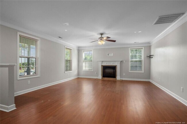Building Photo - 2105 Calista Cir