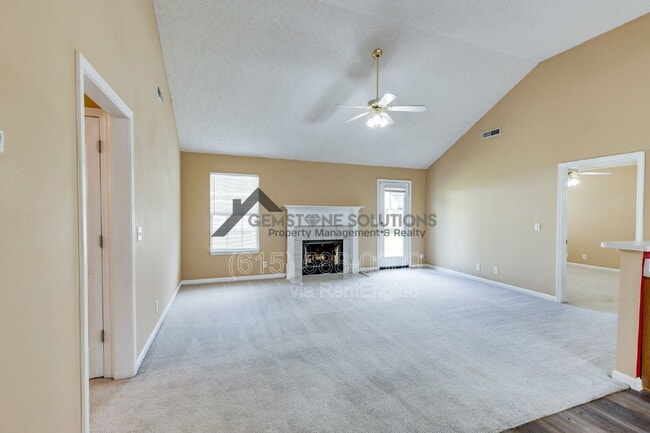 Building Photo - 1418 Owasa Trail