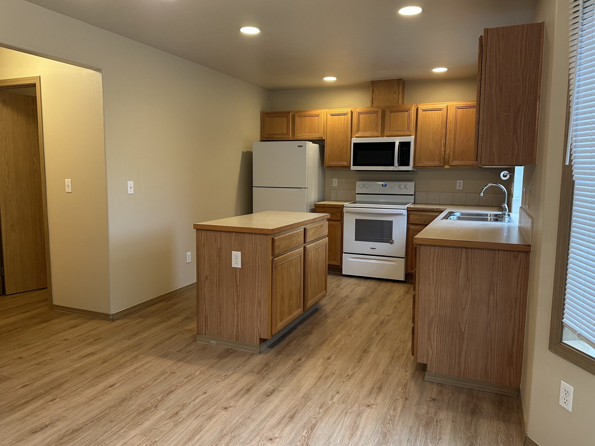 Building Photo - 16007 29th Avenue Ct E