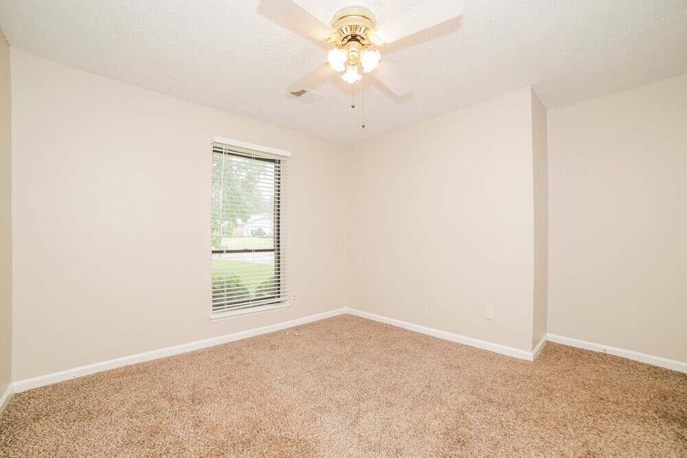 Building Photo - 35 Windsong Ct