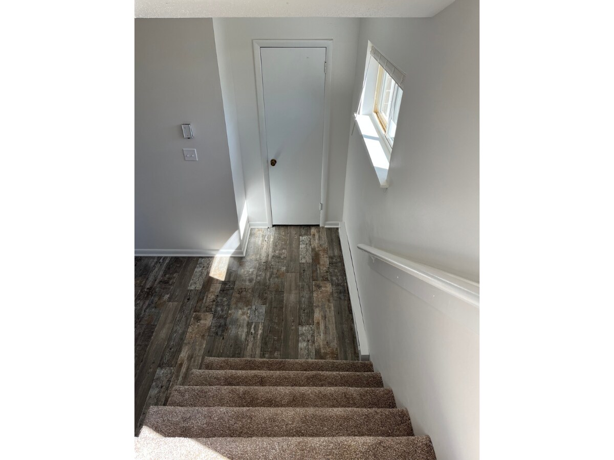 Building Photo - 141 Hendricks Blvd