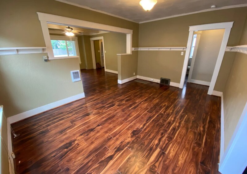 Building Photo - 3216 N Stevens St