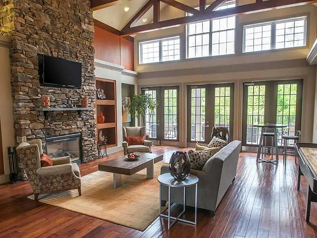 Building Photo - 1776 Patriots Ln