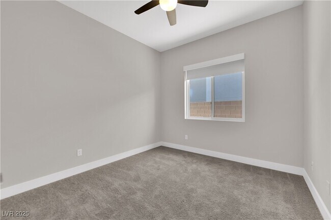 Building Photo - 11032 Rolling Vista Dr
