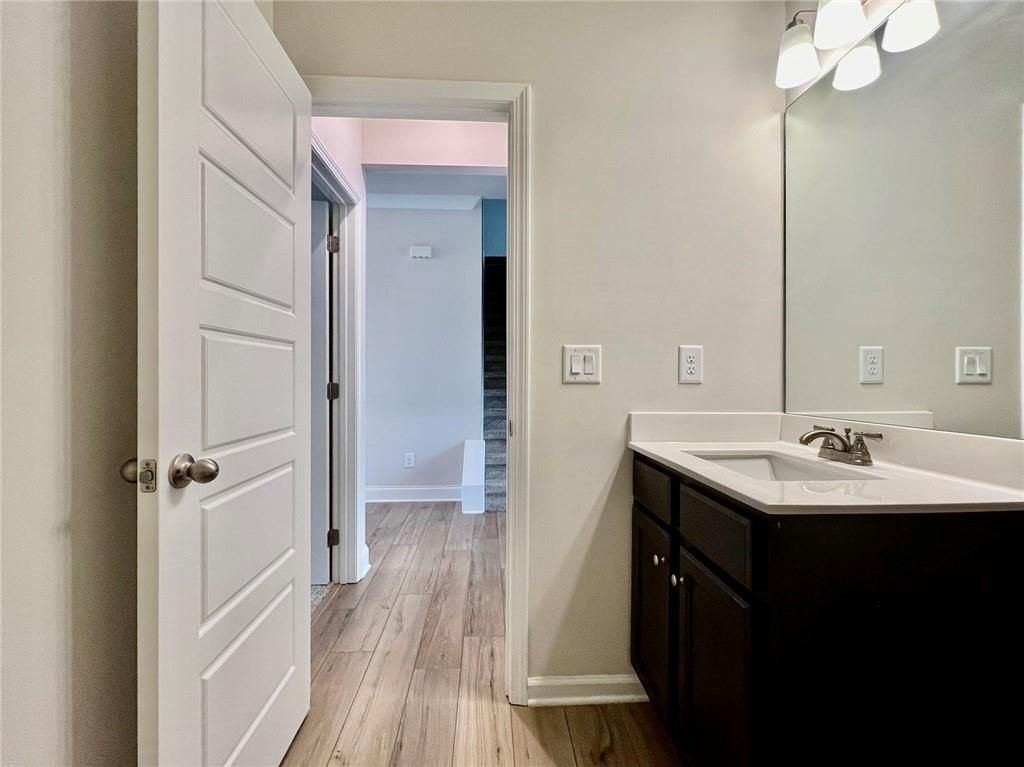 Building Photo - 1702 Dover Creek Ln