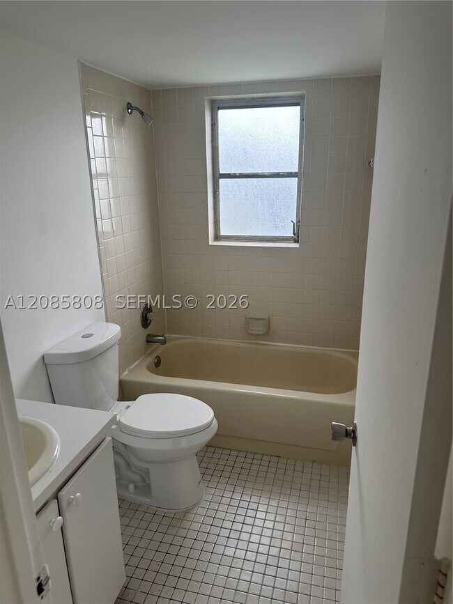 Building Photo - 8730 N Sherman Cir
