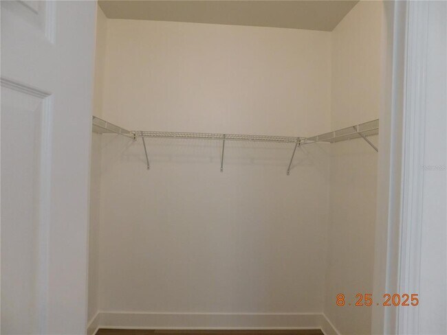 Building Photo - 6100 Stevenson Dr