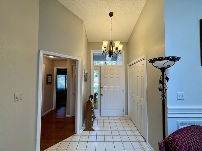 Building Photo - 116 Agoli Way