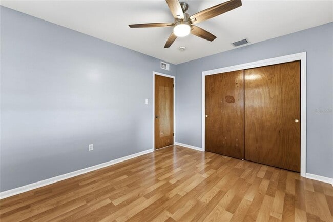 Building Photo - 2711 W Heiter St