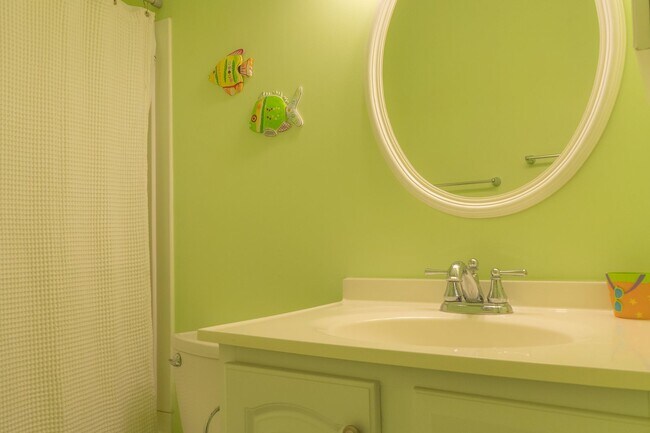 Building Photo - ELEGANT OCEANFRONT OFF-SEASON RENTAL FOR YOUR PERFECT WINTER GETAWAY