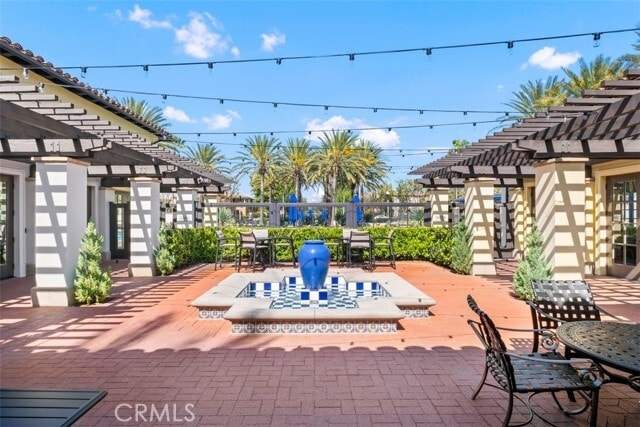 Building Photo - 112 Chantilly