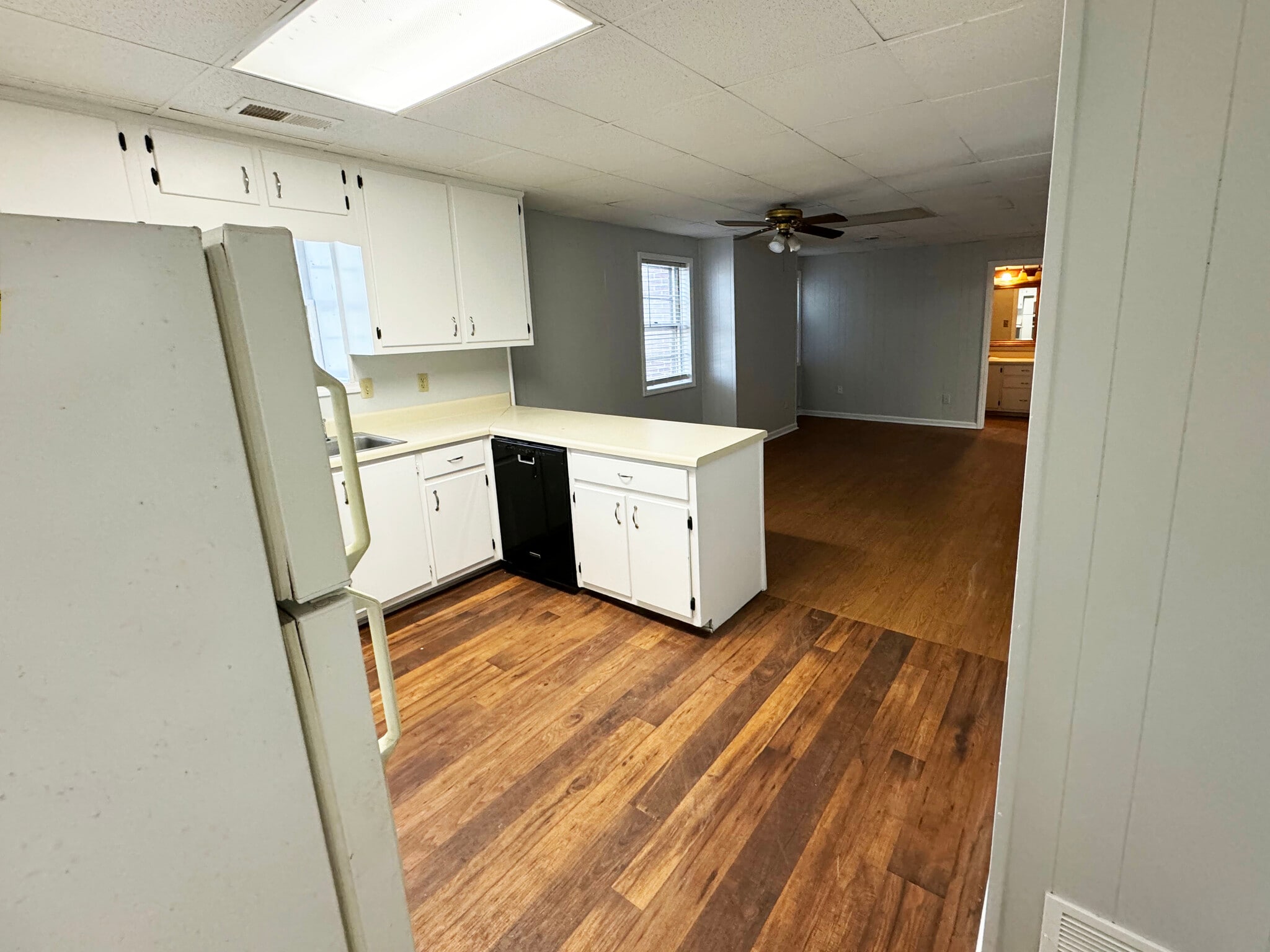 Kitchen with Lots of Cabinets - 986 Level Creek Rd