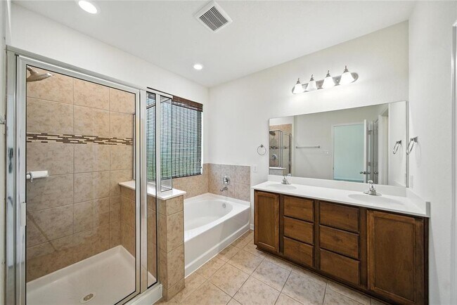 Building Photo - 28634 Cranford Sage Ln