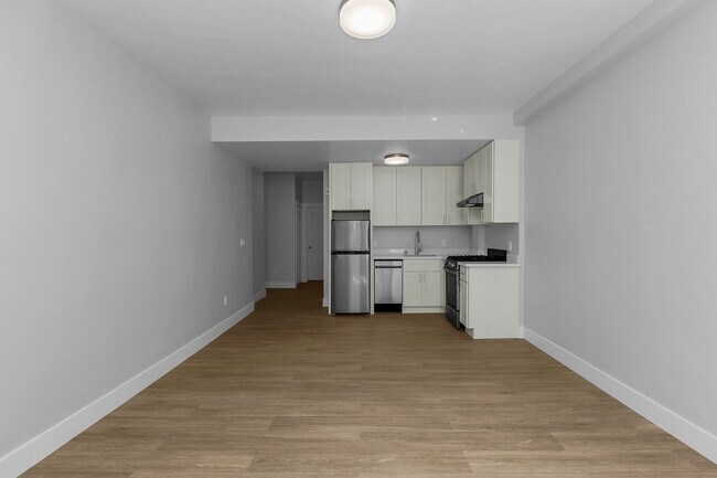 Building Photo - 1130 Larkin