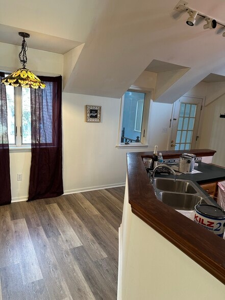 Building Photo - 150 S 3rd St