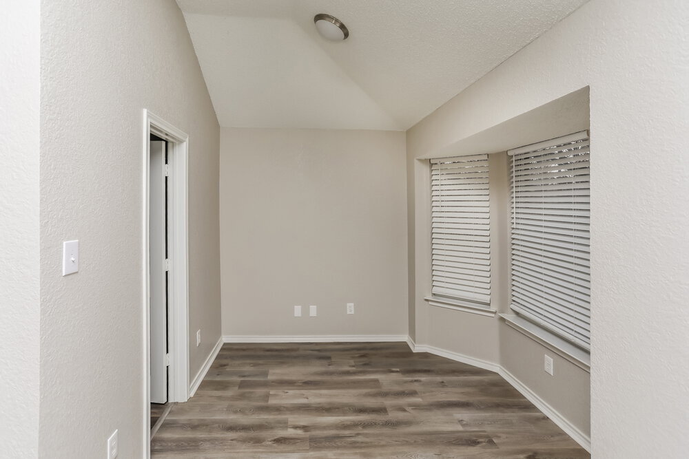 Building Photo - 1512 Fern Dr