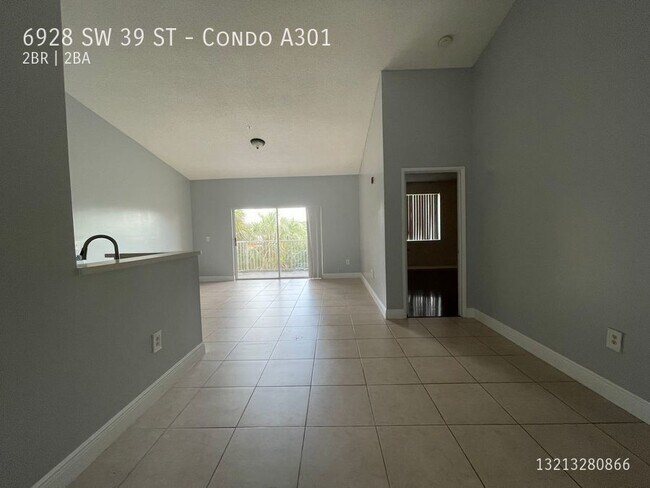 Primary Photo - 6928 SW 39th St