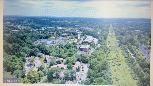 Building Photo - Painter Crossing