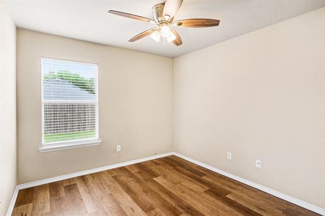 Building Photo - 633 Horn St