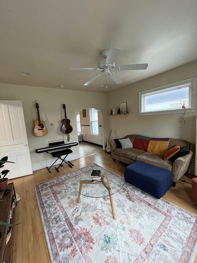 Building Photo - 3126 N Fratney St