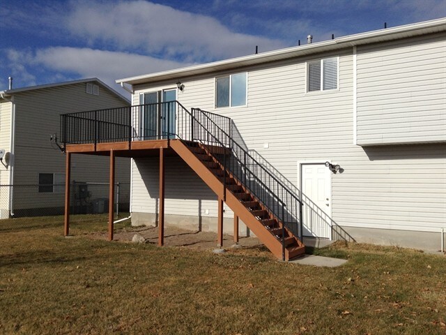 Building Photo - 2661 W 2175 S