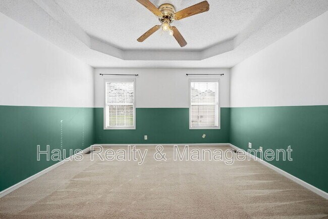 Building Photo - 1361 Jenny Ln