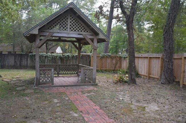 Building Photo - 30 S Woodstock Cir Dr