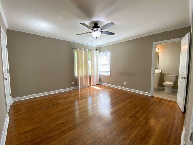 Building Photo - Nicely updated home in High Point Terrace