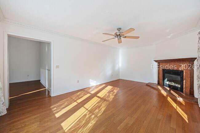 Building Photo - 65 River Tree Cir