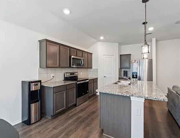 Building Photo - 2228 Starling St