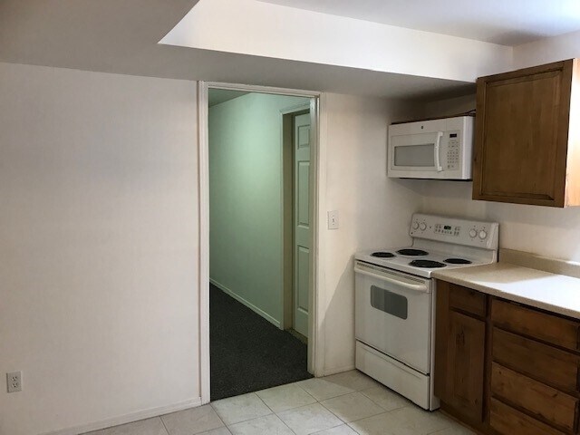 Building Photo - 209 W 500 N
