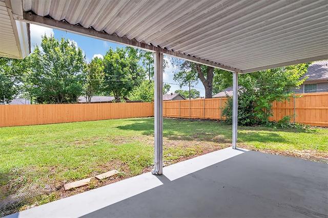 Building Photo - 403 Daisy Dr