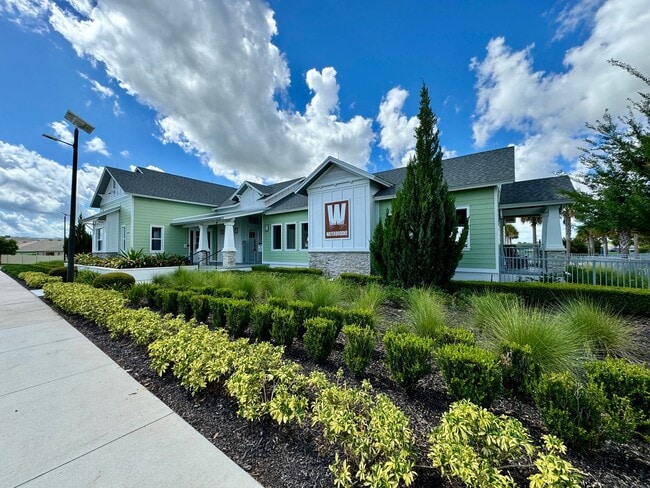 Building Photo - FOR RENT - Fantastic end unit townhouse in...