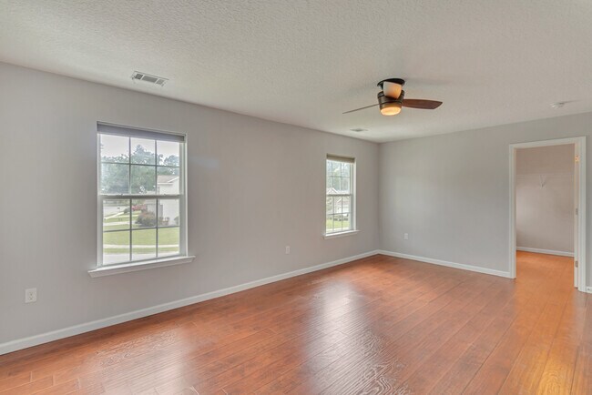 Building Photo - 191 Peregrine Cir