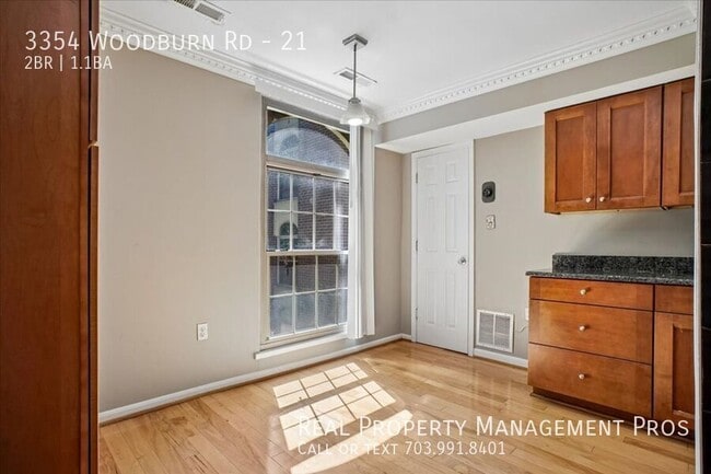 Building Photo - 3354 Woodburn Rd