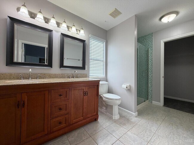 Building Photo - 7801 Livingston Dr
