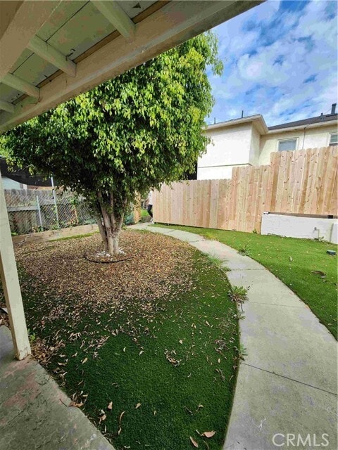 Building Photo - 7129 Saranac St