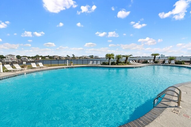 Building Photo - 4610 White Ave