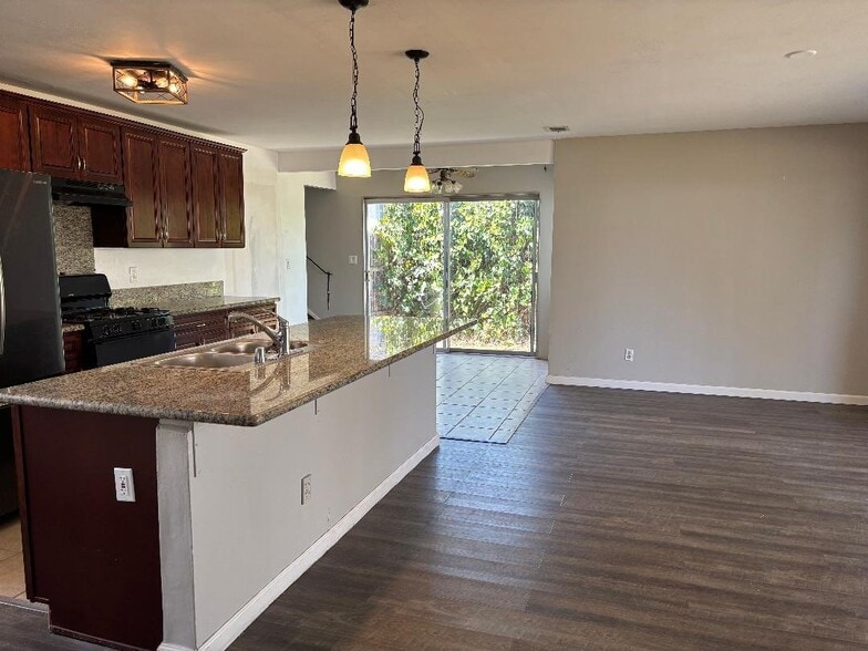 Building Photo - 4361 Rolfe Rd