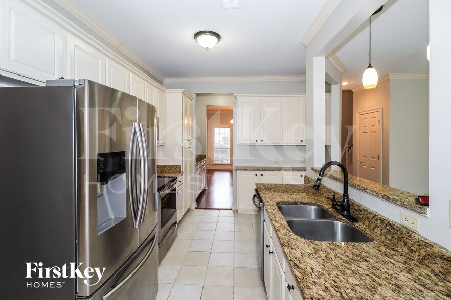 Building Photo - 1311 Rain Hollow Cir W