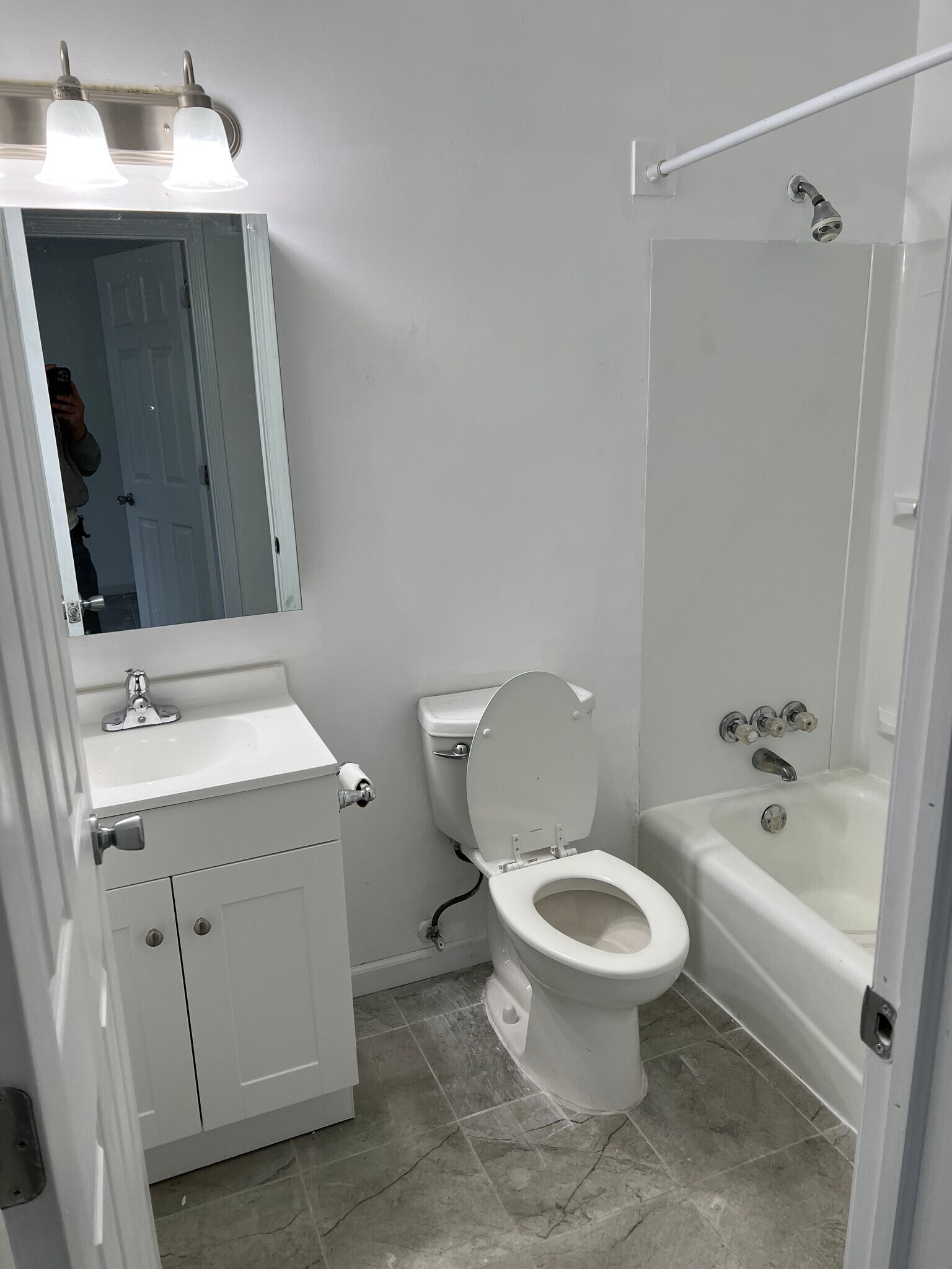 Bathroom - 7520 Portage St NW